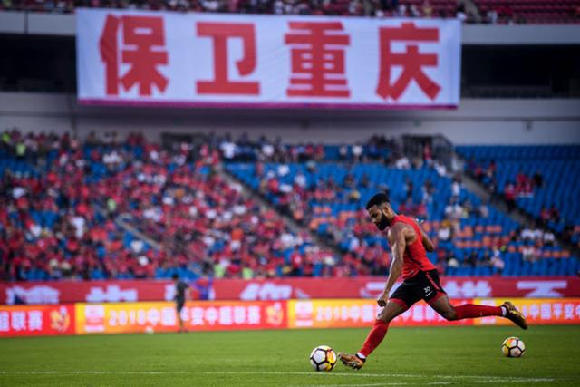  科隆补时绝杀惊险过关，保级路上重燃希望之火